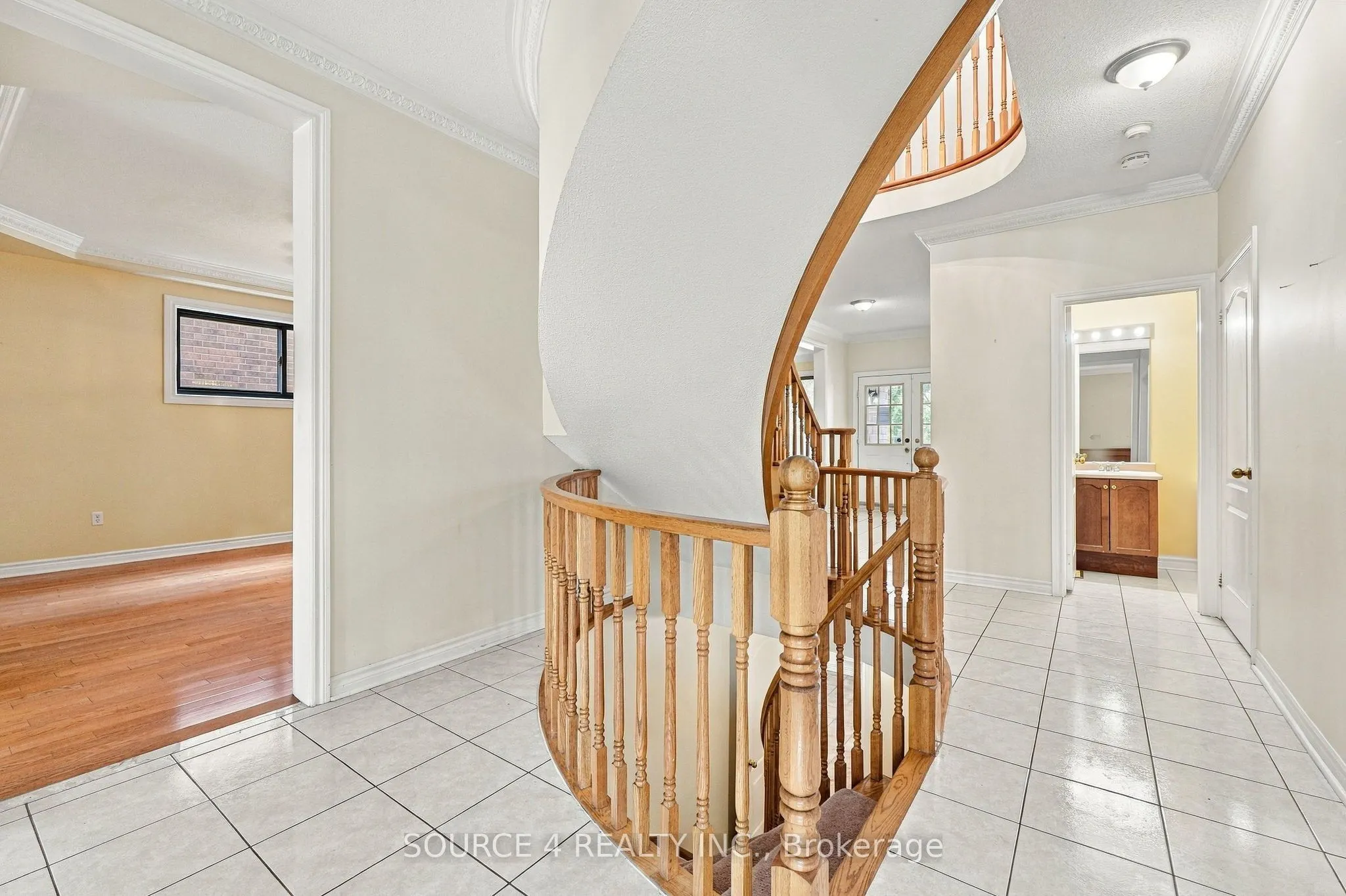 1805 Glenvista Drive