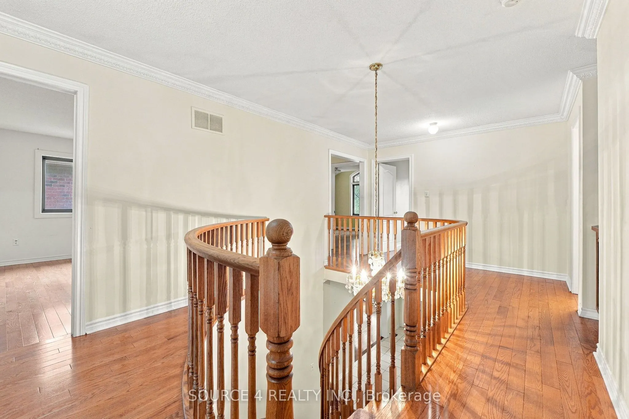 1805 Glenvista Drive