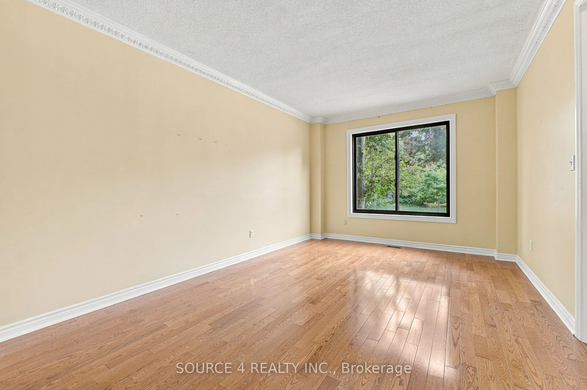 1805 Glenvista Drive