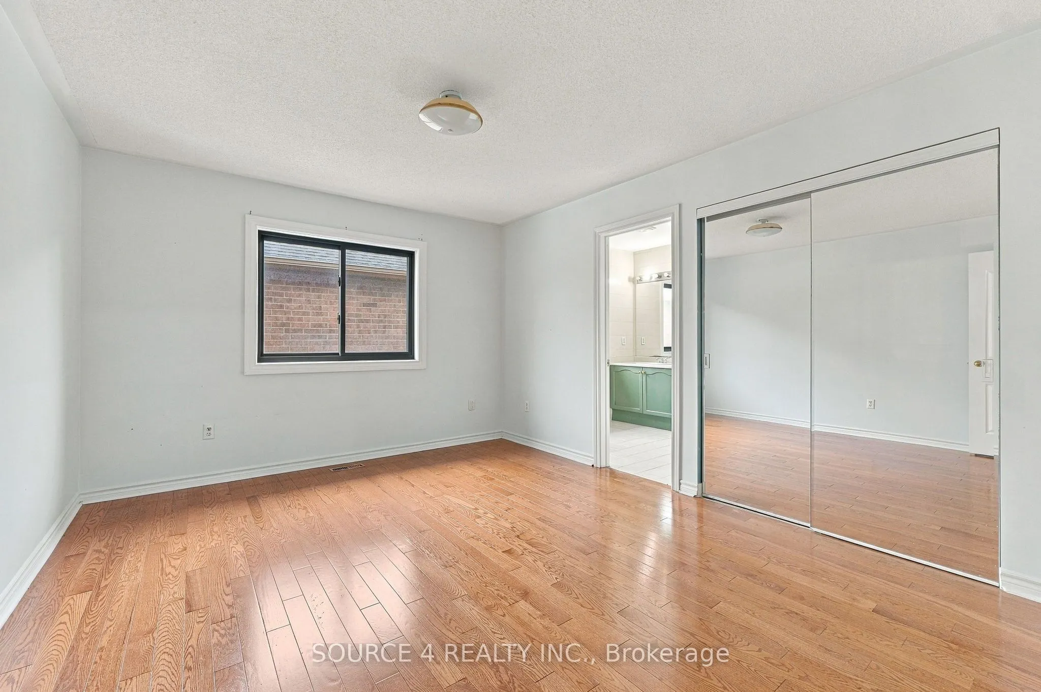 1805 Glenvista Drive