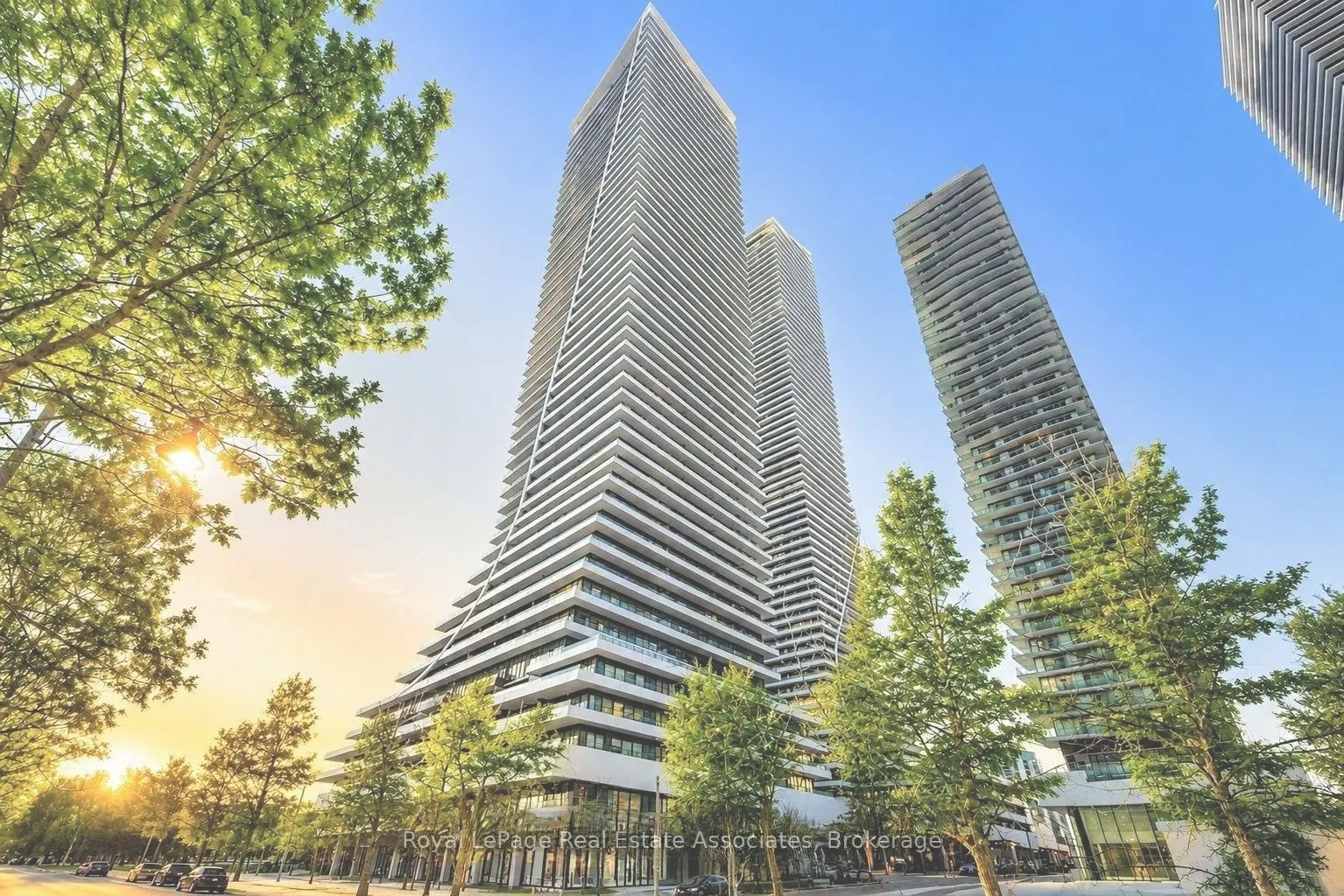 20 Shore Breeze Drive #403