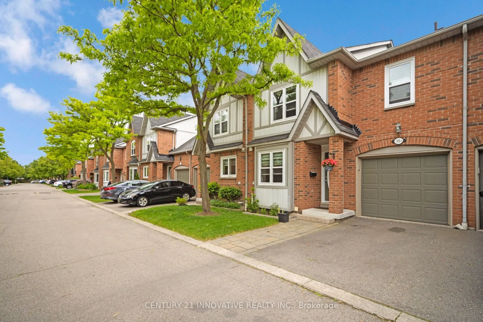 5865 Dalebrook Crescent #31B