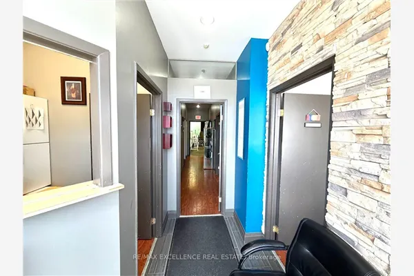 4025 Brandon Gate Drive