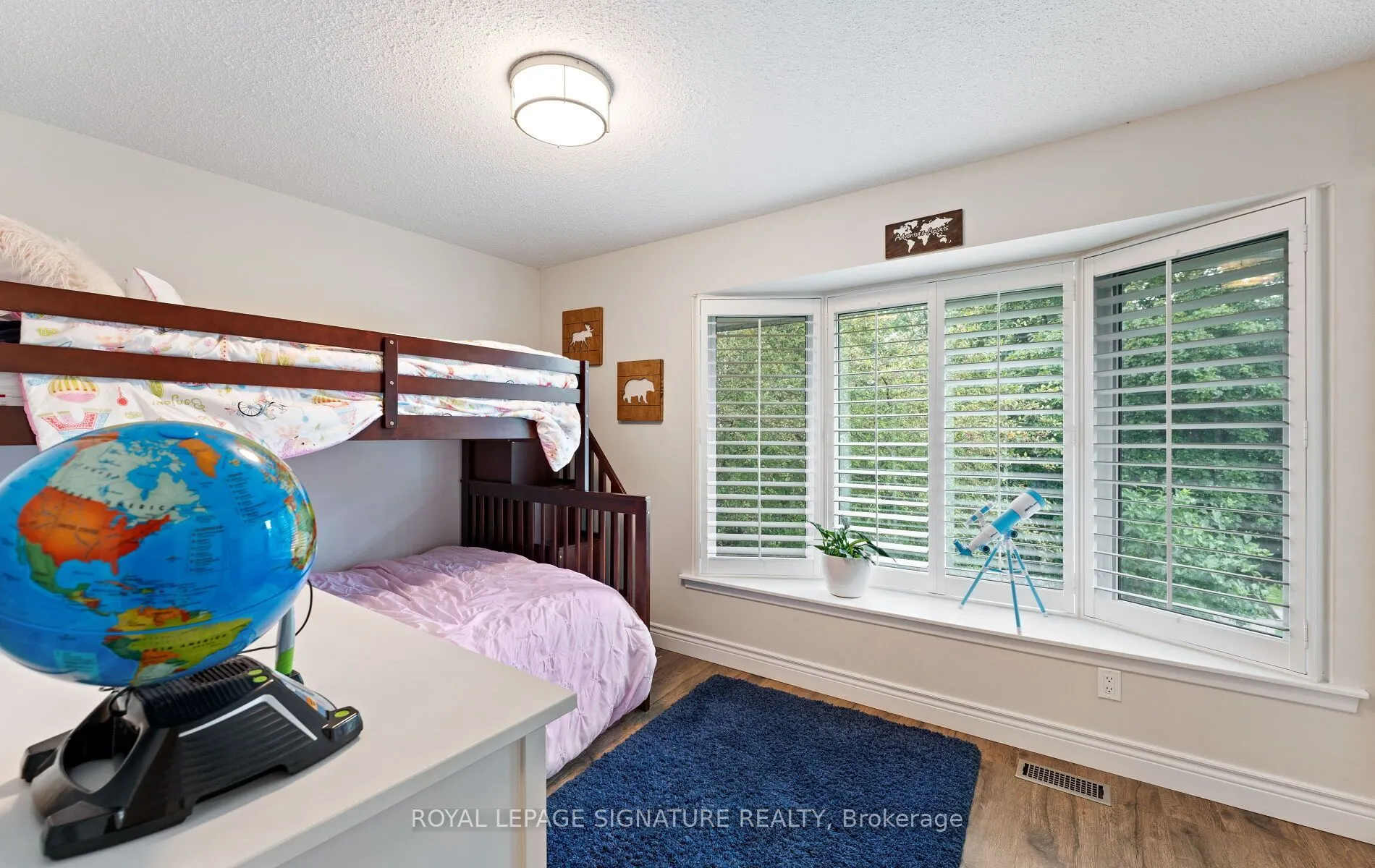 4045 Taffey Crescent