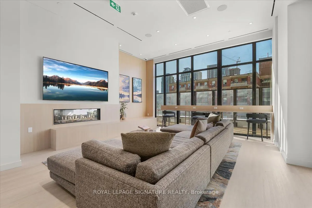 1 Fairview Road E #905