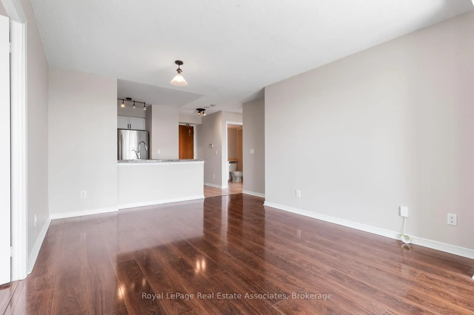 4889 Kimbermount Avenue #1707