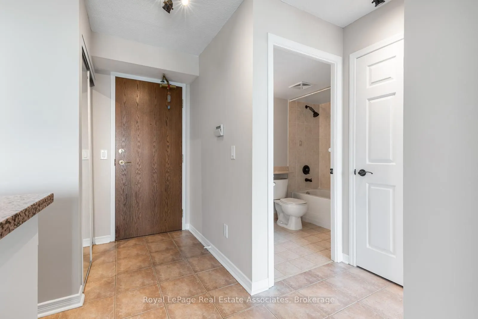 4889 Kimbermount Avenue #1707