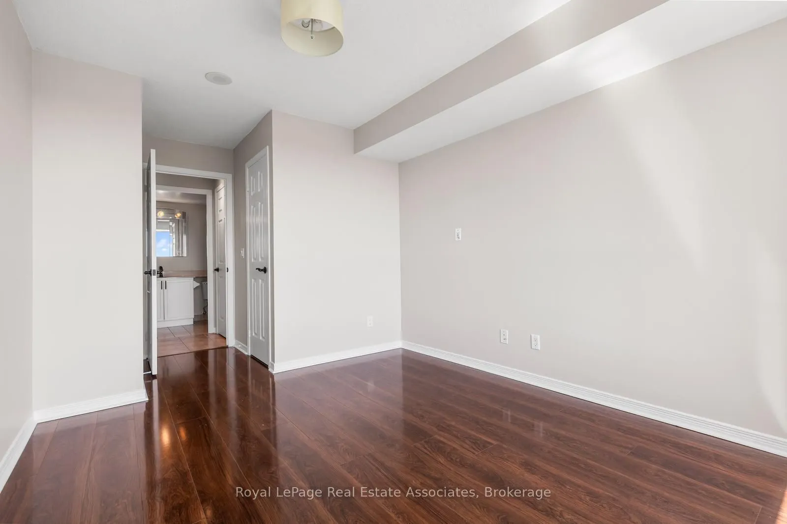 4889 Kimbermount Avenue #1707
