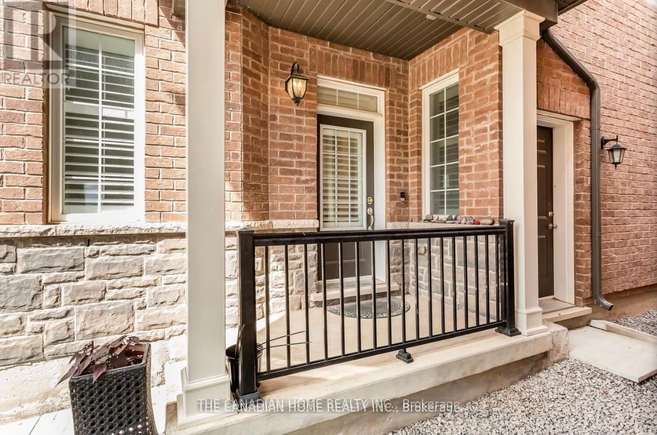 1261 Rose Way