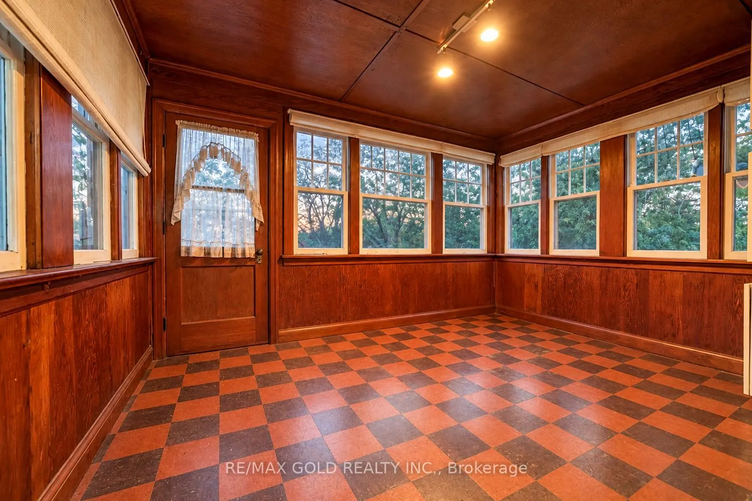 15208 Airport Road
