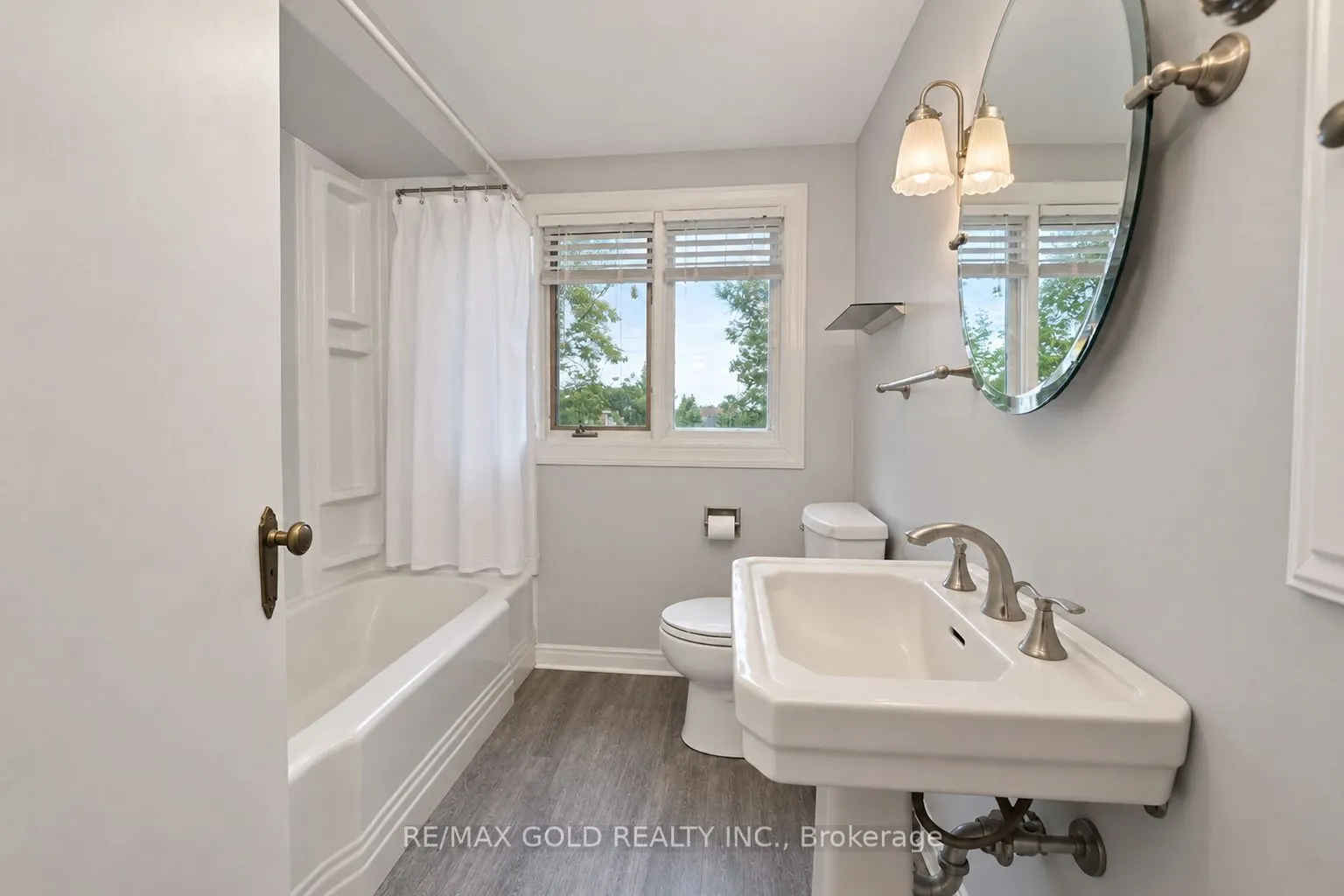 15208 Airport Road