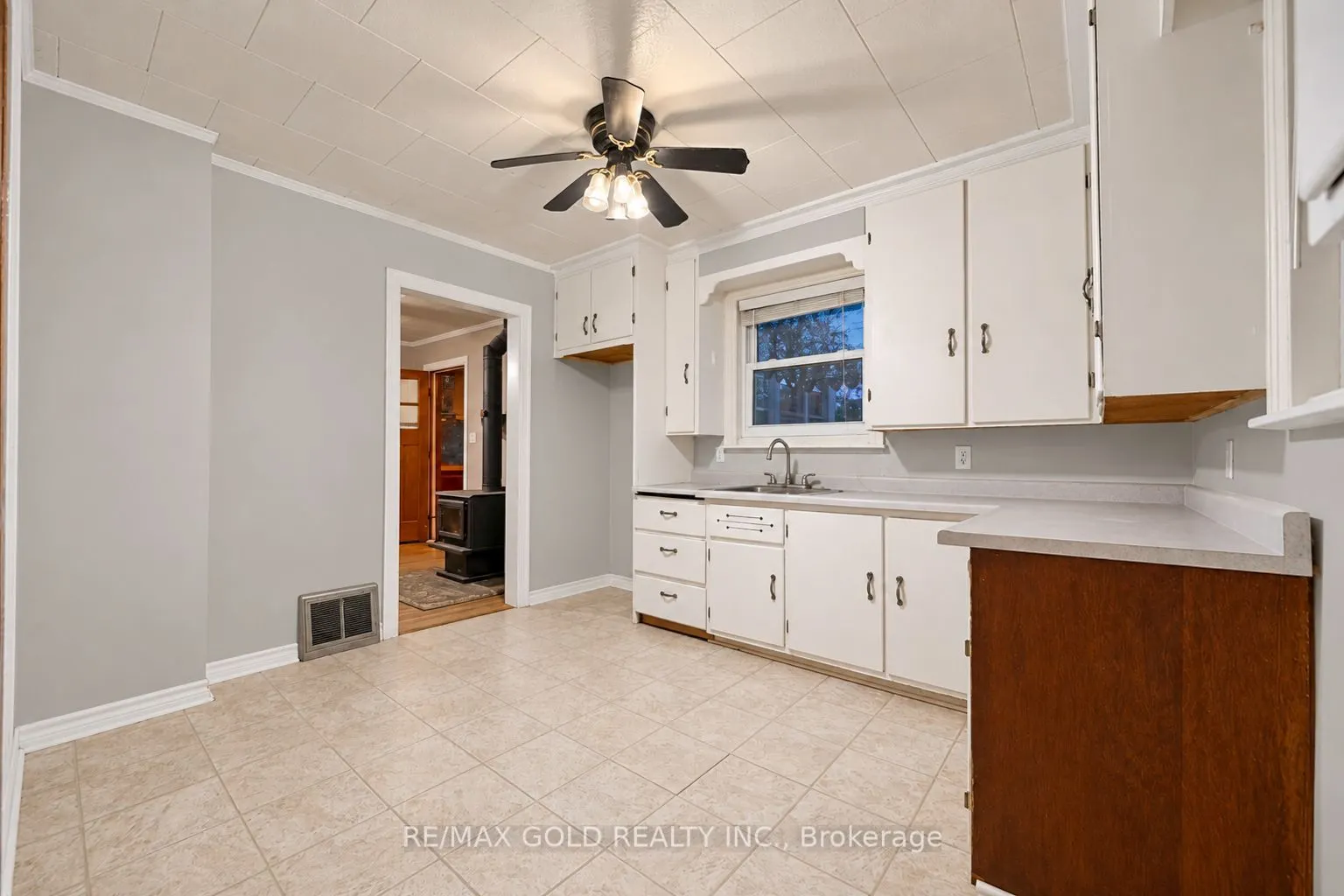 15208 Airport Road