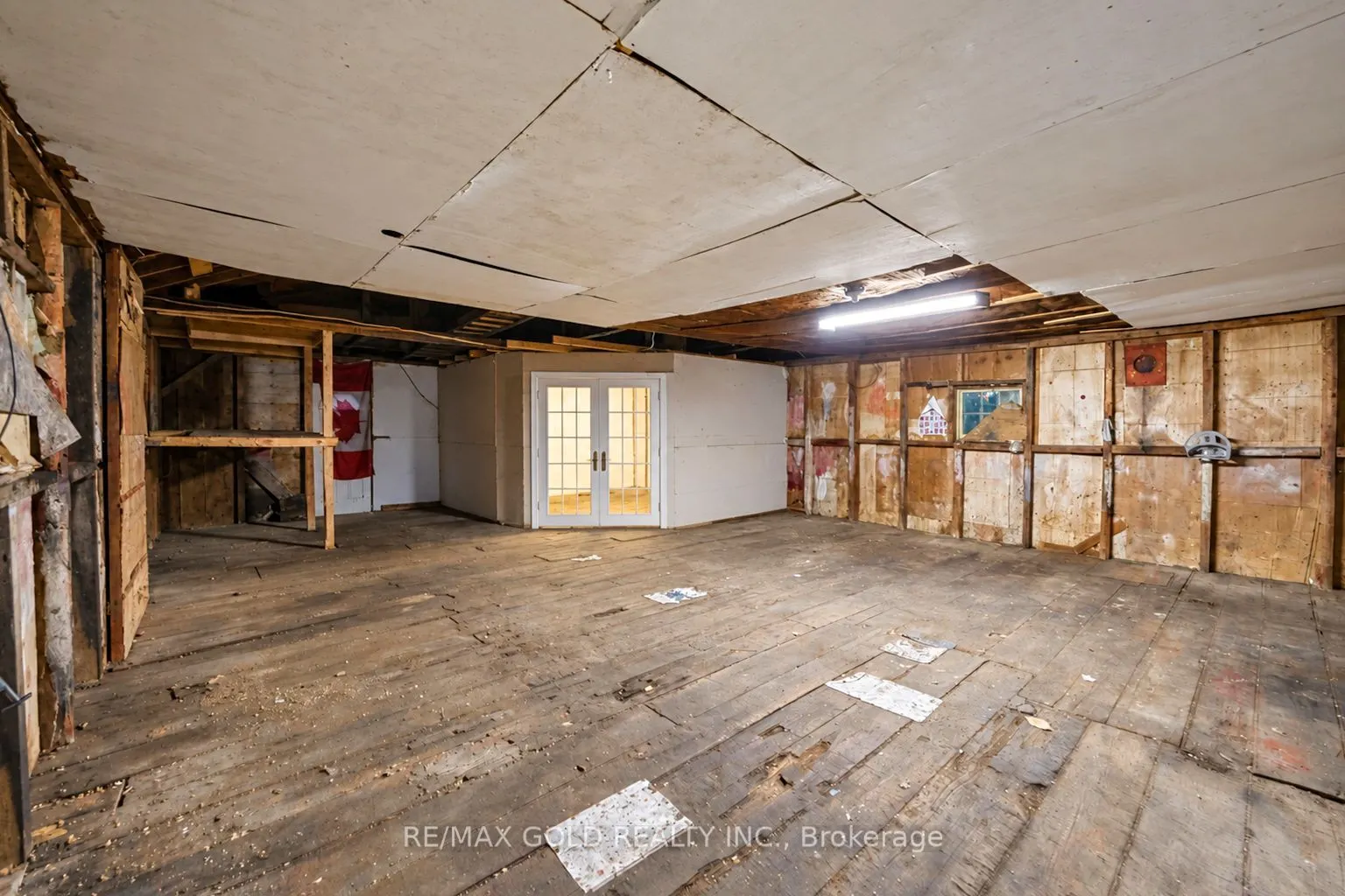 15208 Airport Road