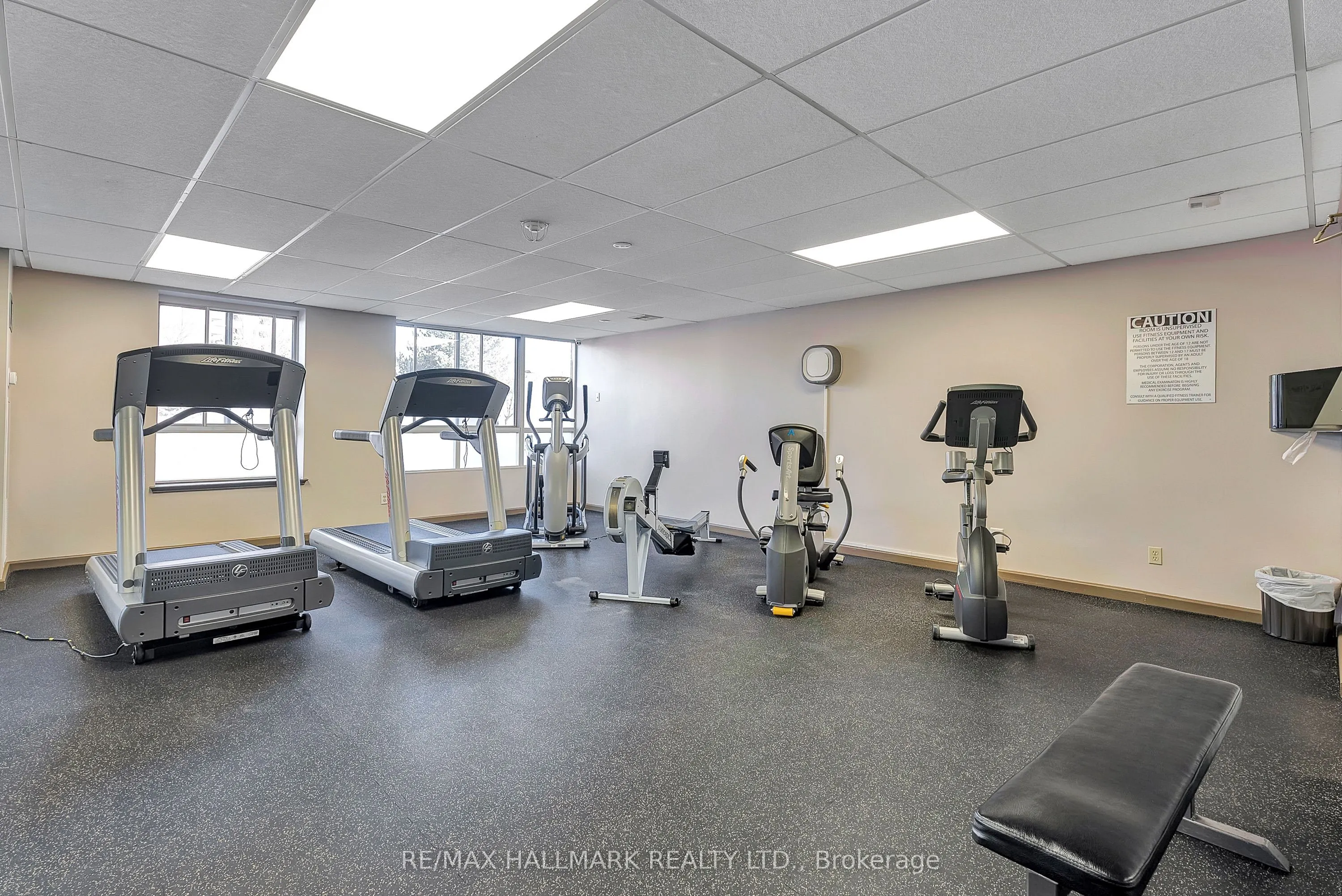 1485 Lakeshore Road E #903