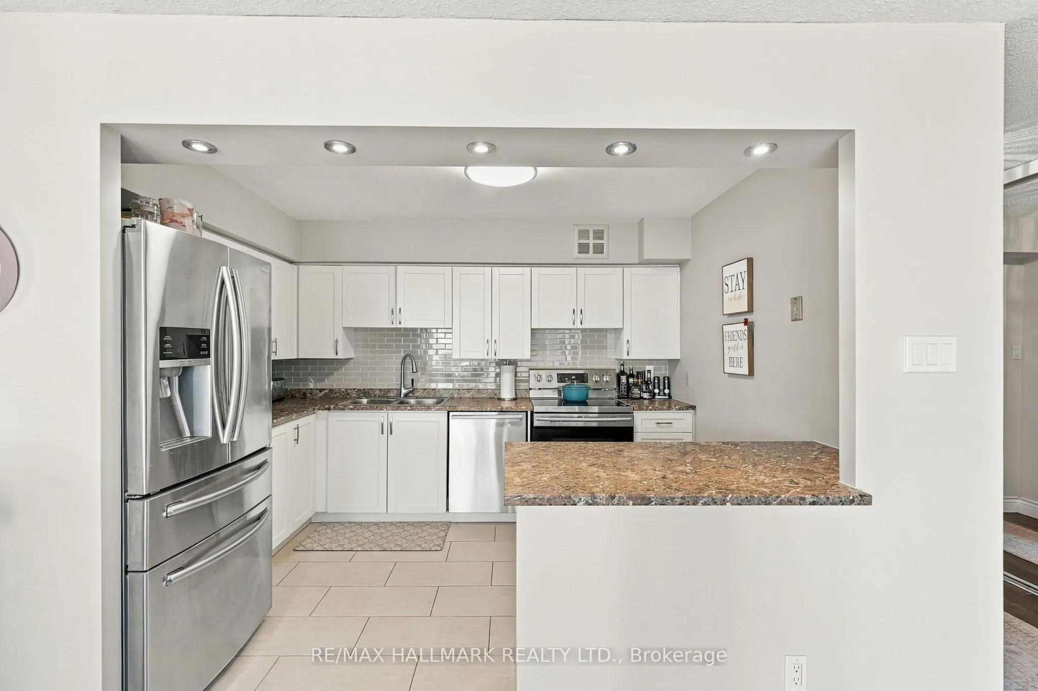1485 Lakeshore Road E #903