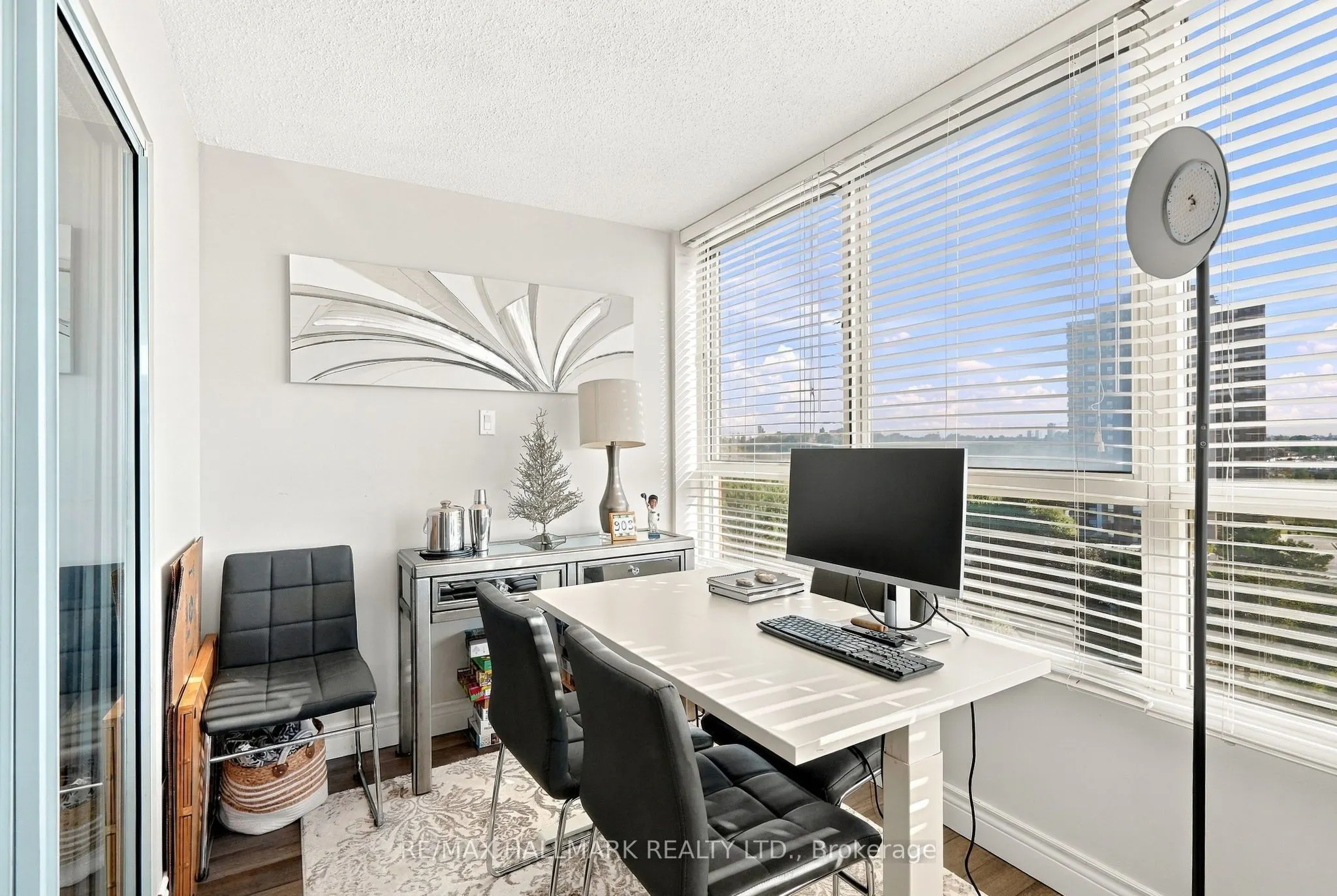 1485 Lakeshore Road E #903