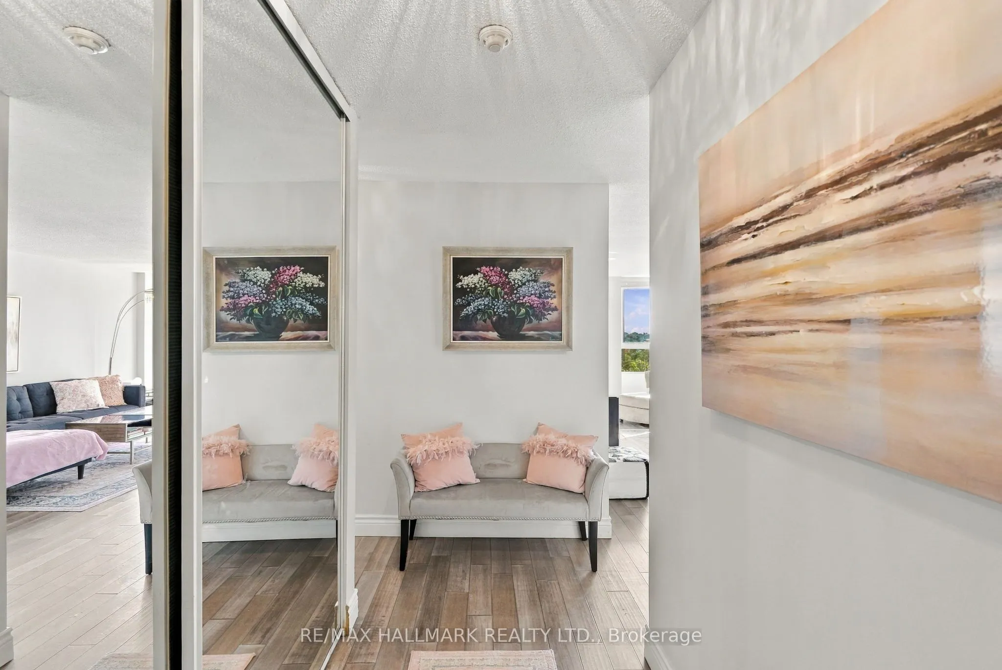 1485 Lakeshore Road E #903