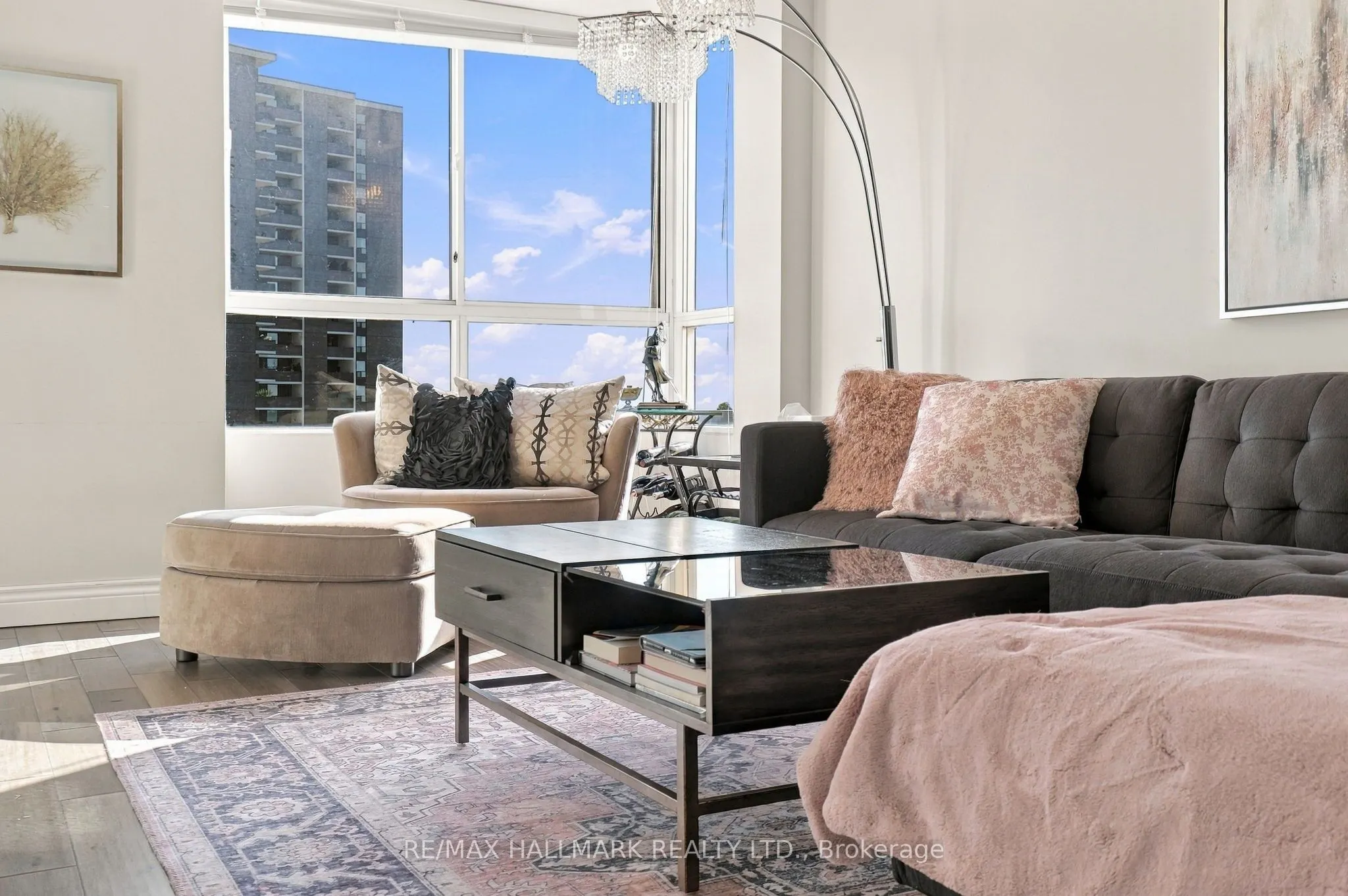 1485 Lakeshore Road E #903