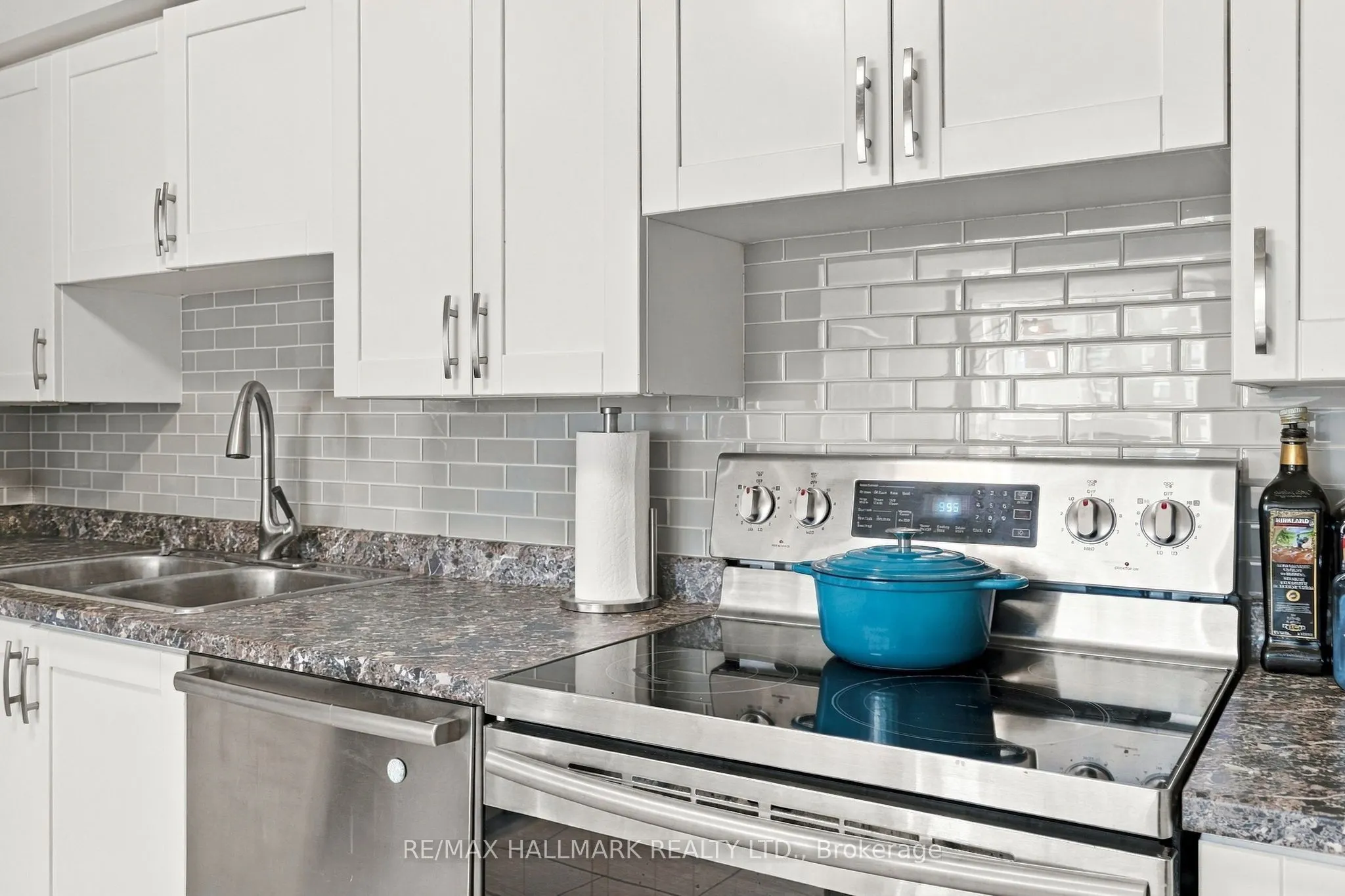 1485 Lakeshore Road E #903