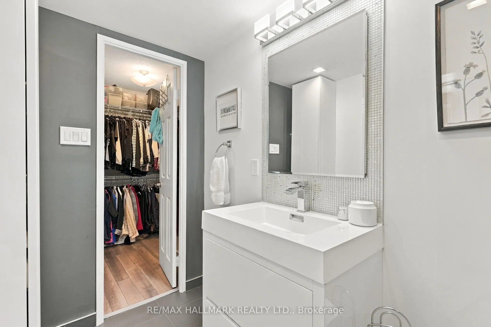 1485 Lakeshore Road E #903