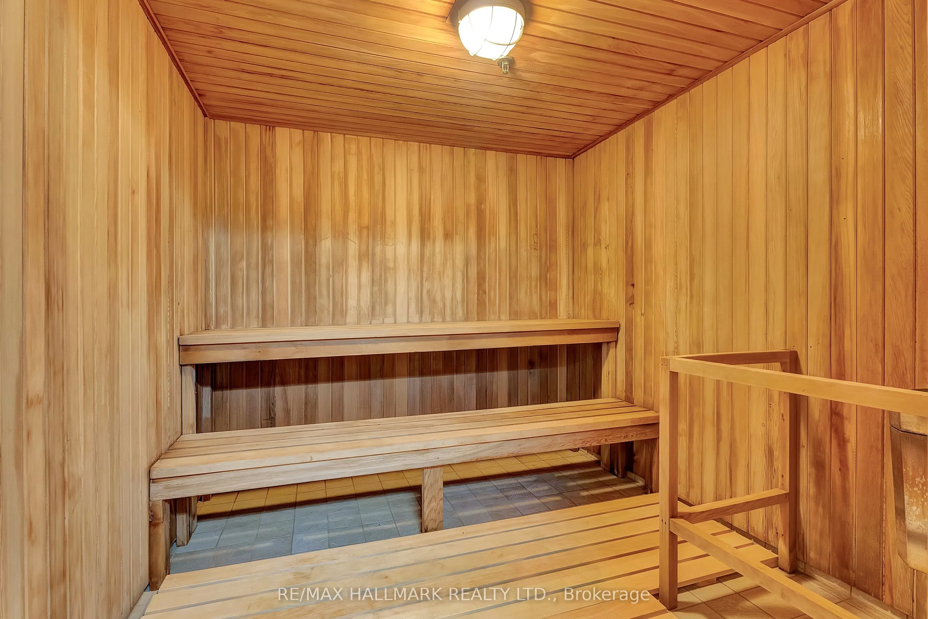 1485 Lakeshore Road E #903