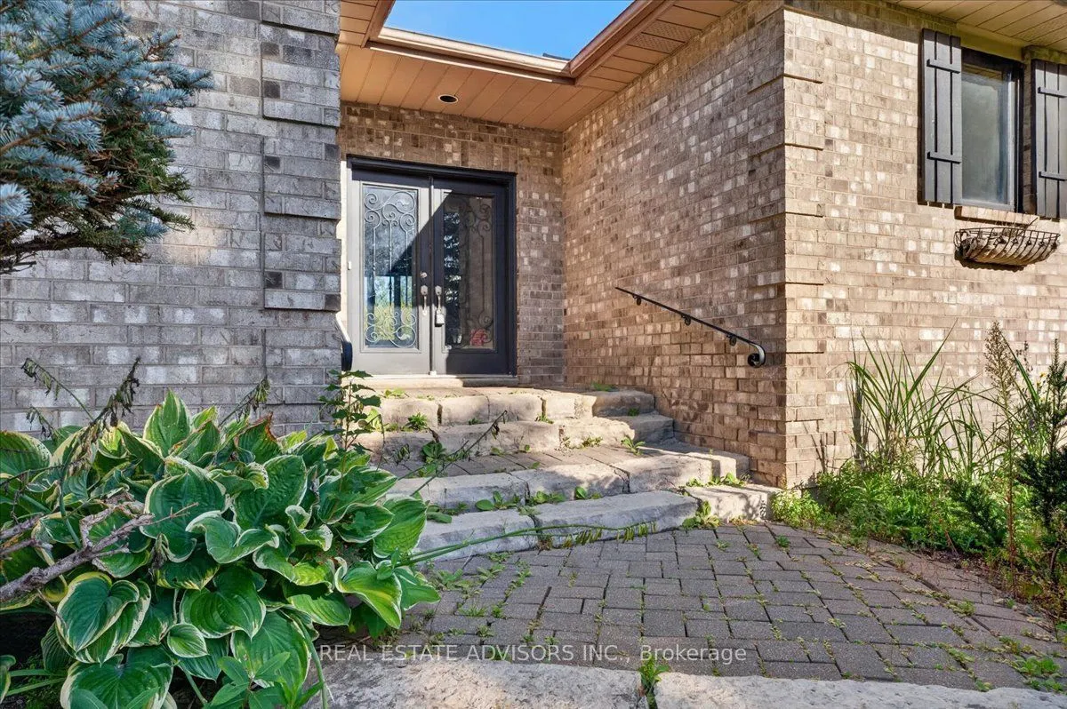 19 Mcconachie Crescent