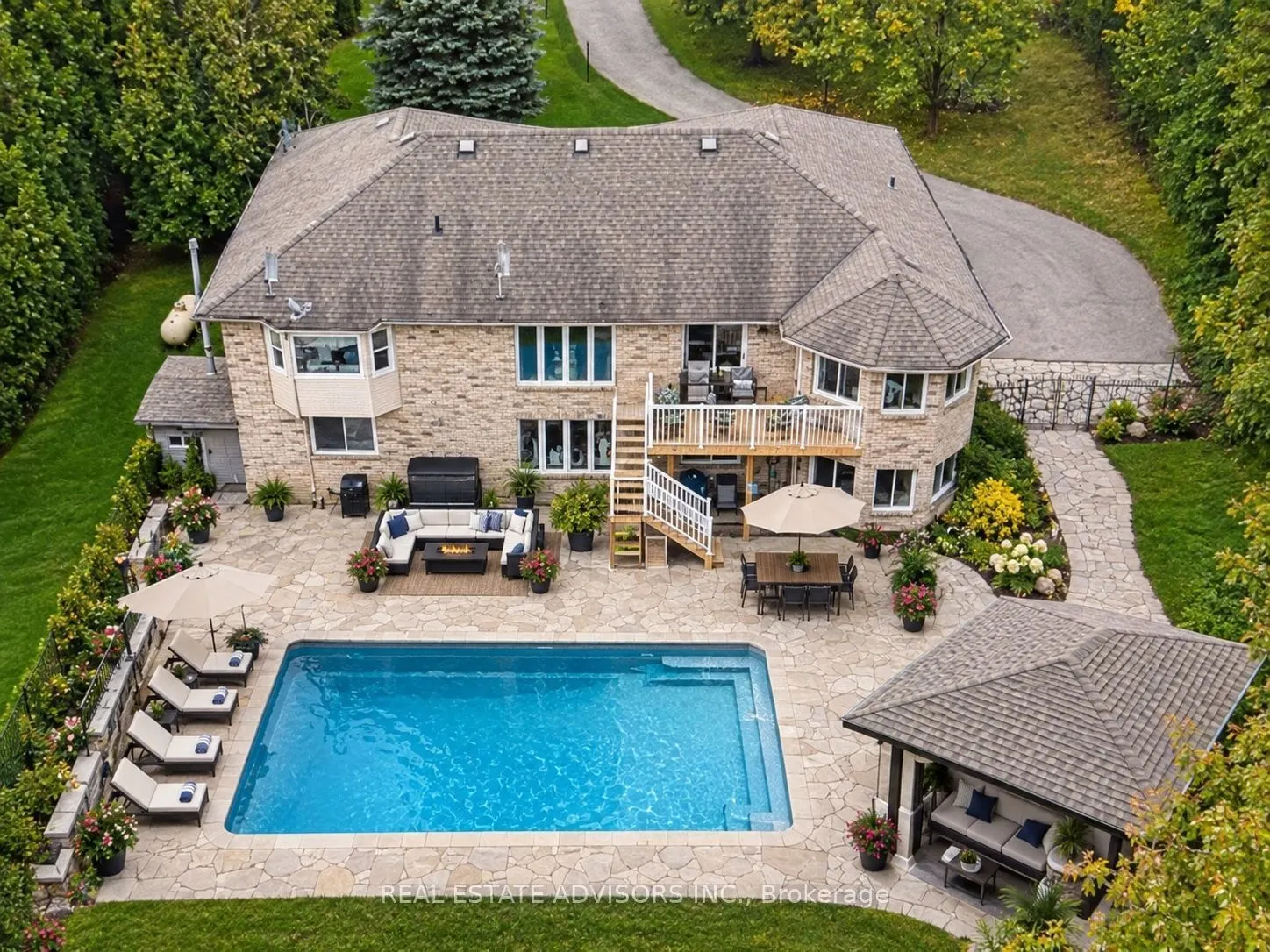 19 Mcconachie Crescent