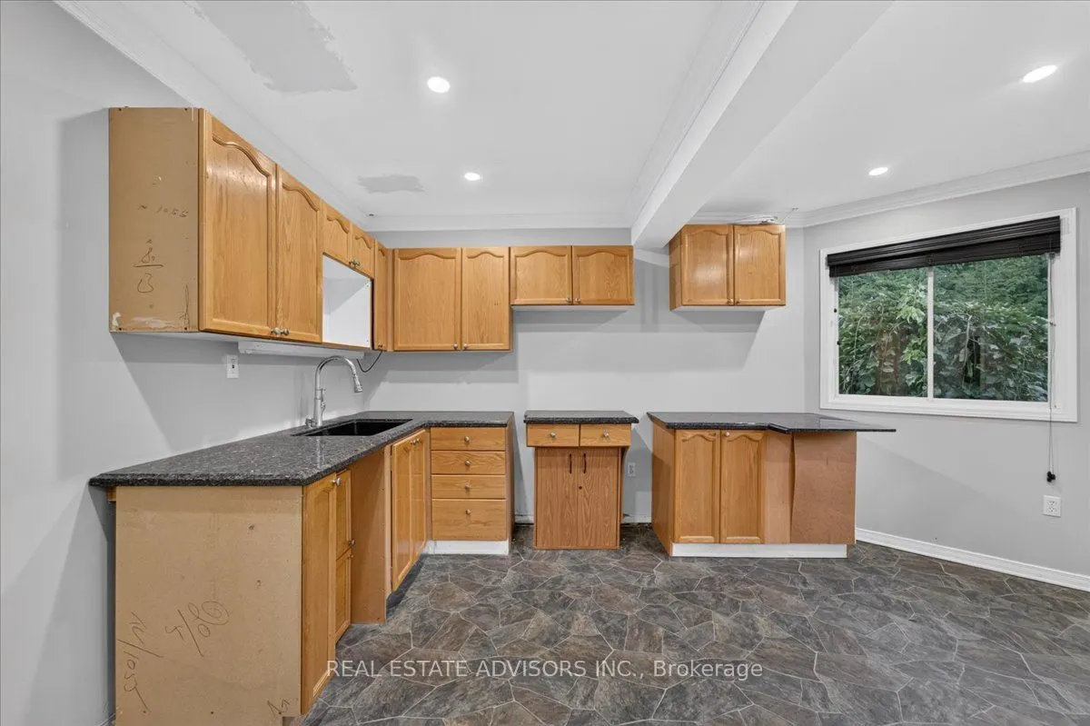 19 Mcconachie Crescent