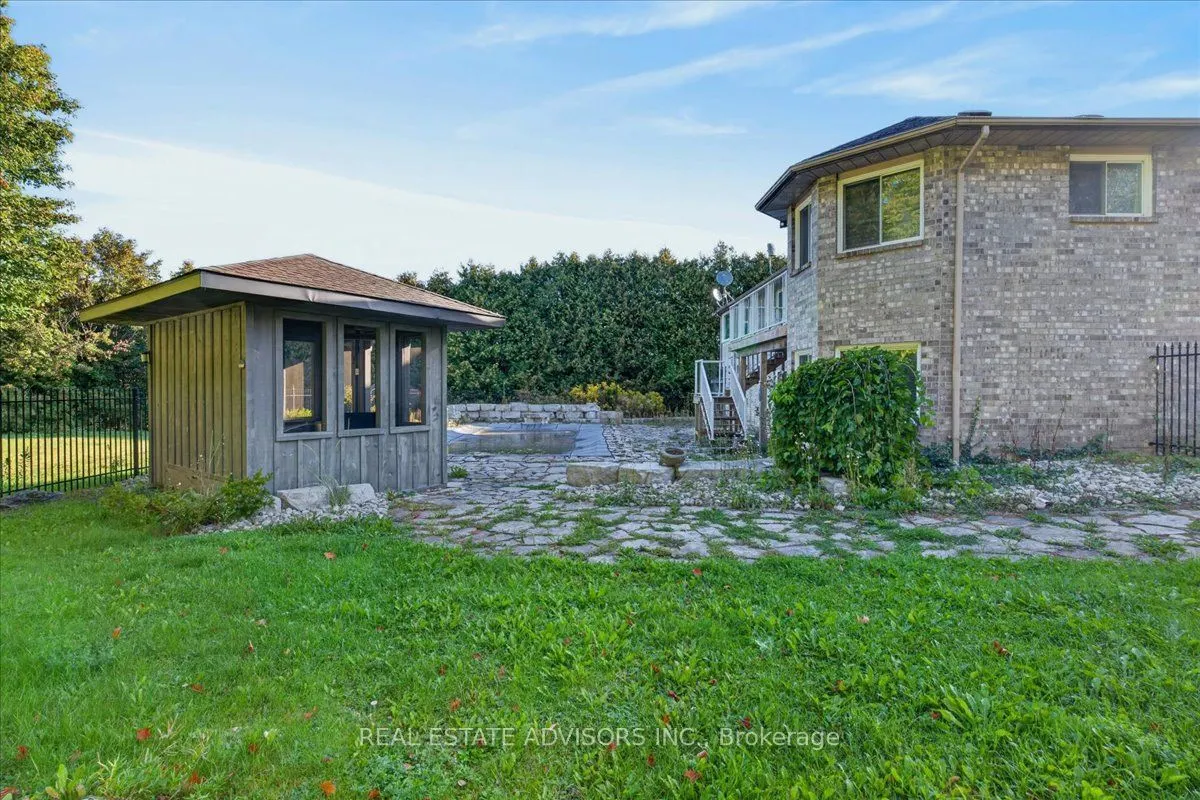 19 Mcconachie Crescent