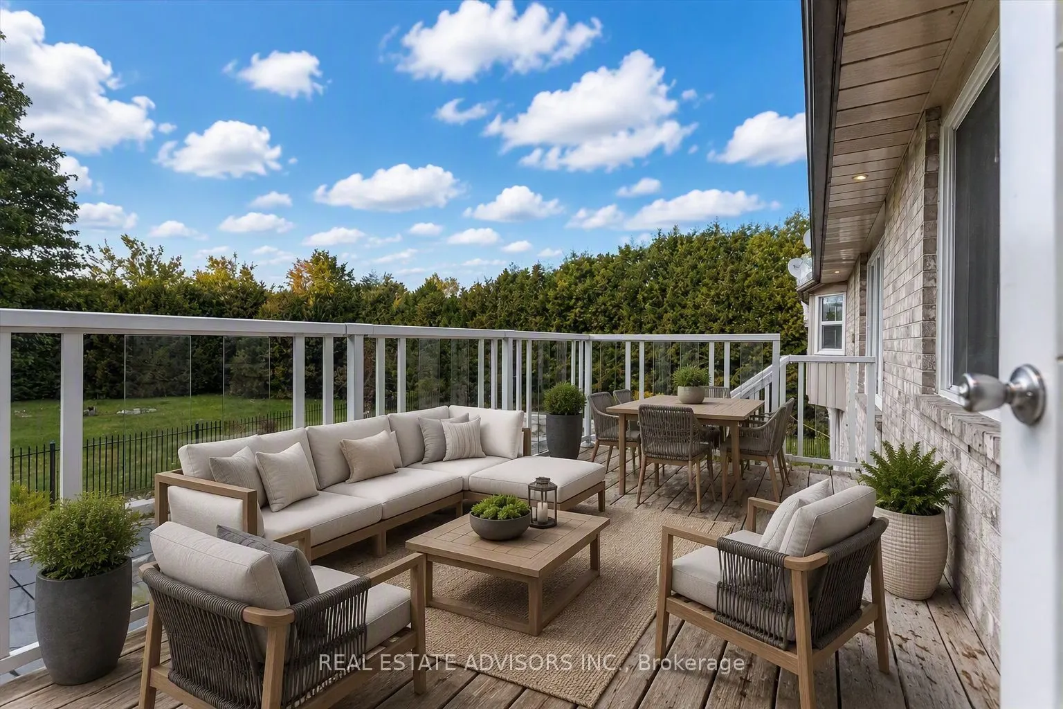 19 Mcconachie Crescent