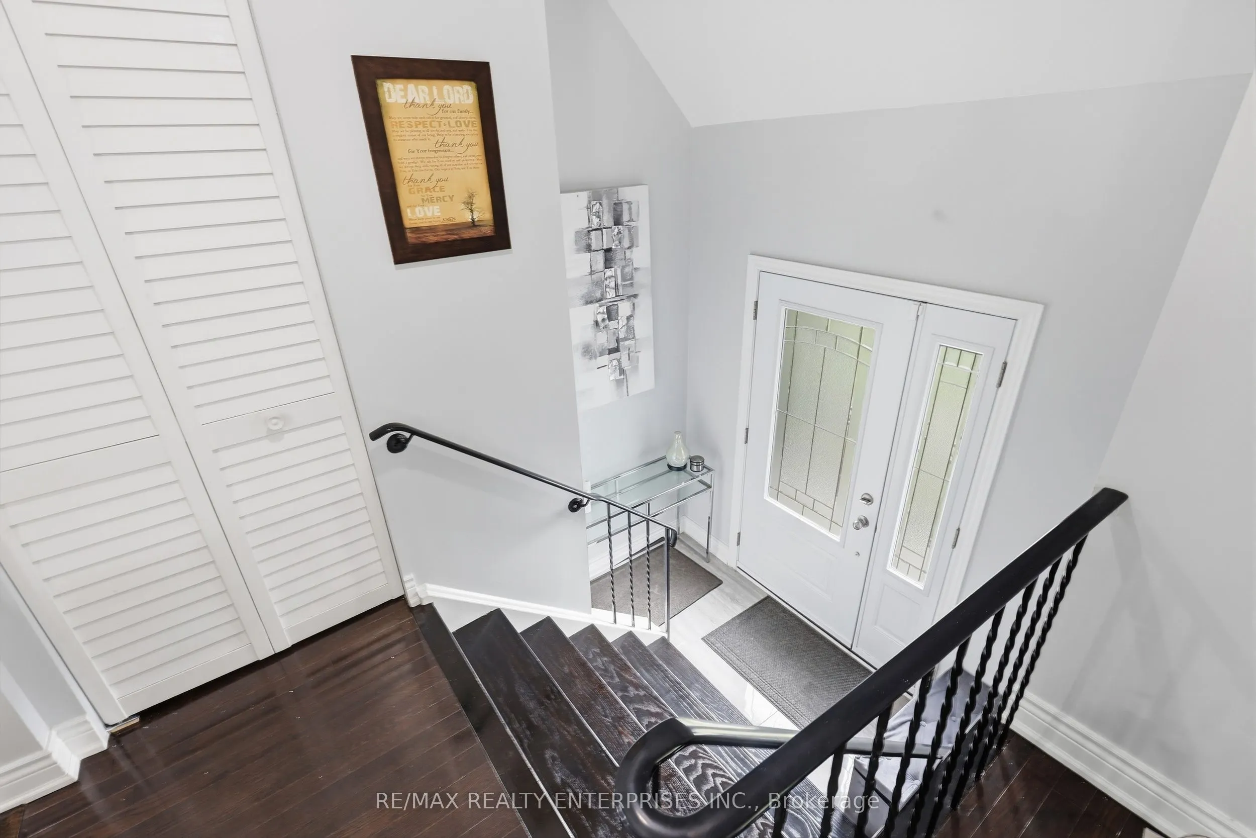 2506 Cobbinshaw Circle