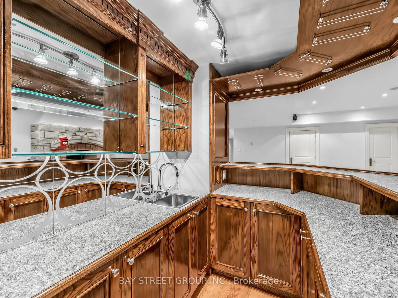 2334 Hammond Road