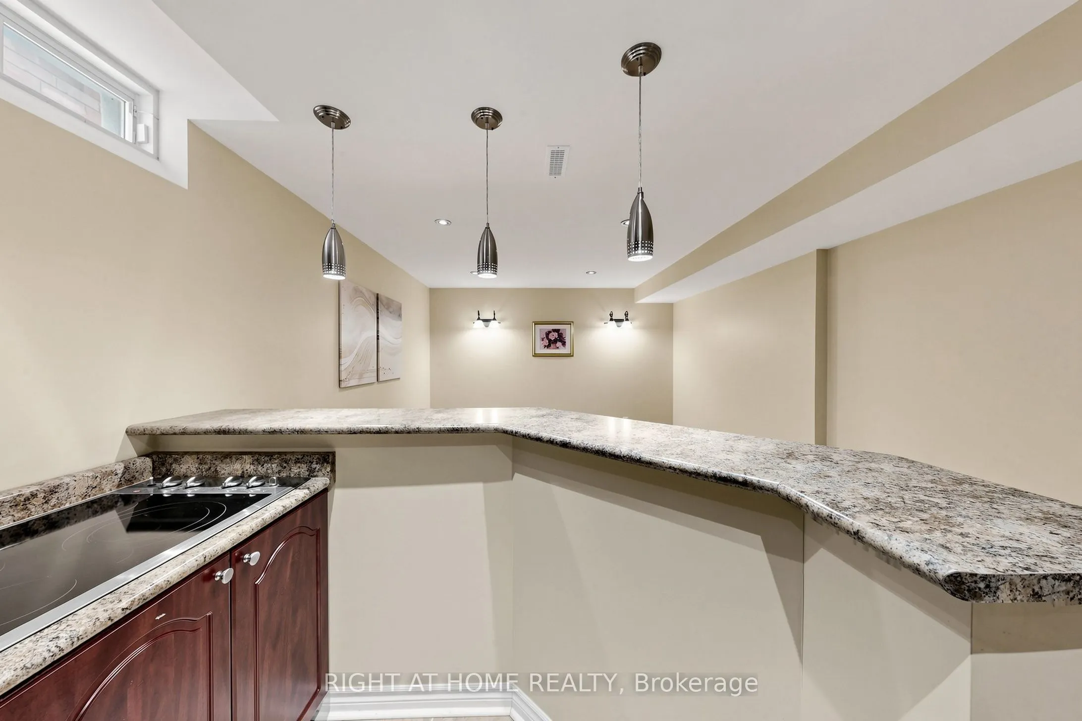 5 Mendoza Drive