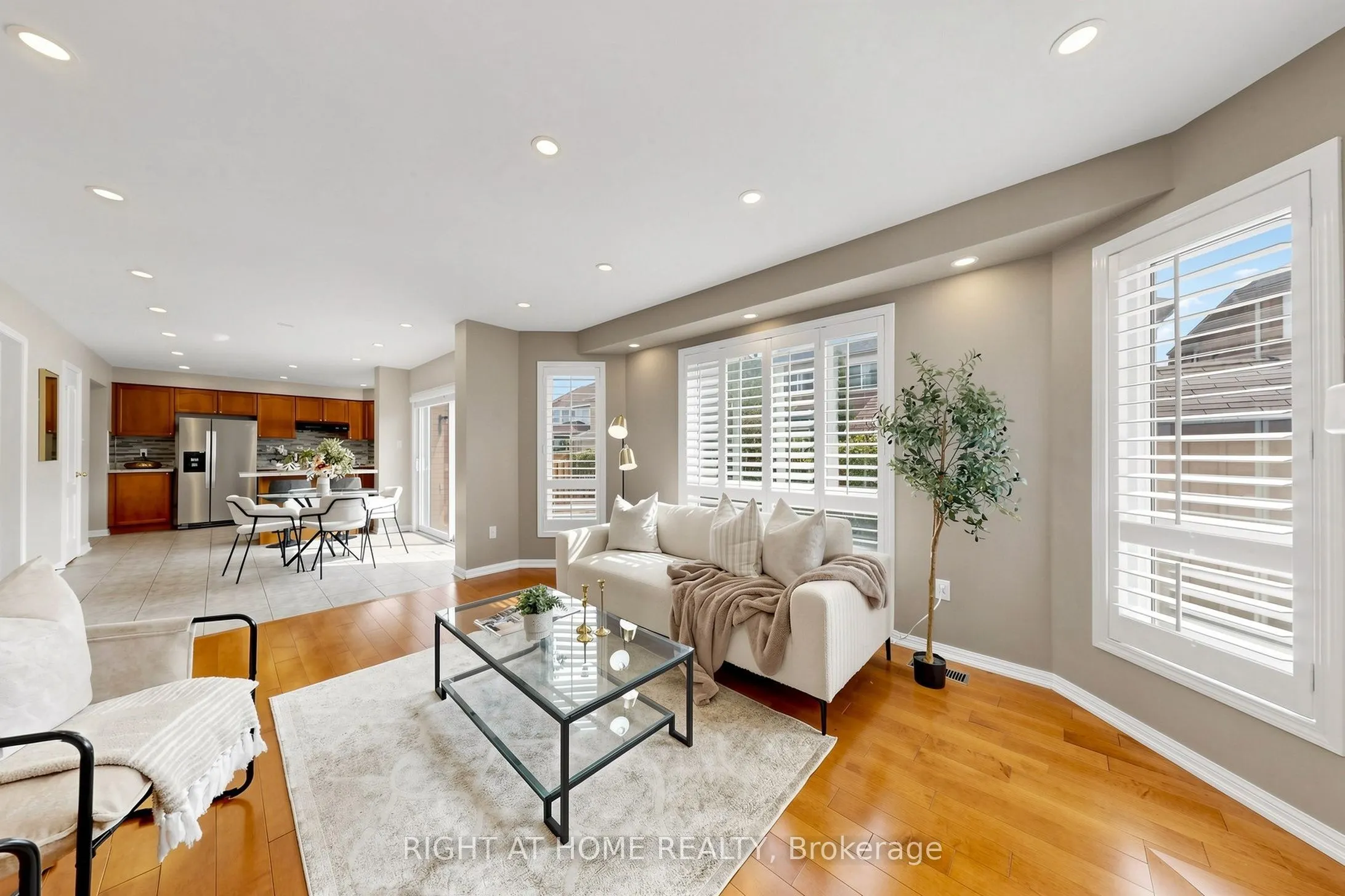 5 Mendoza Drive