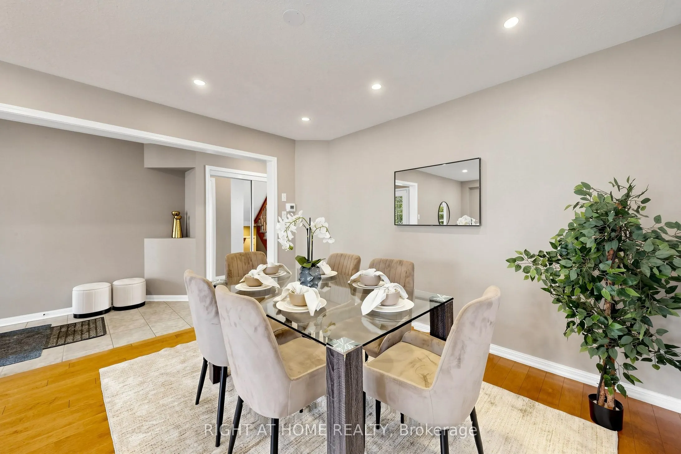 5 Mendoza Drive