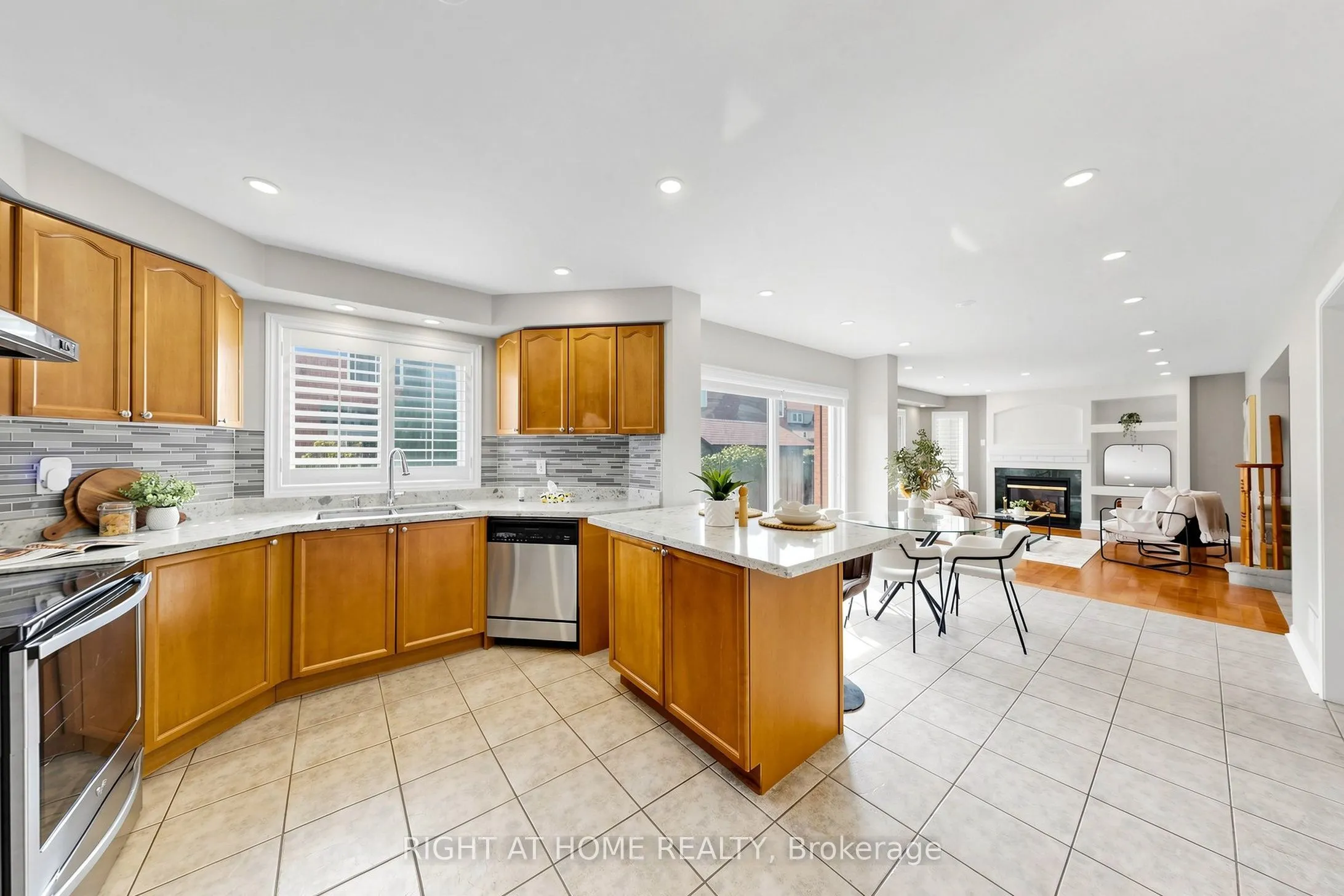 5 Mendoza Drive