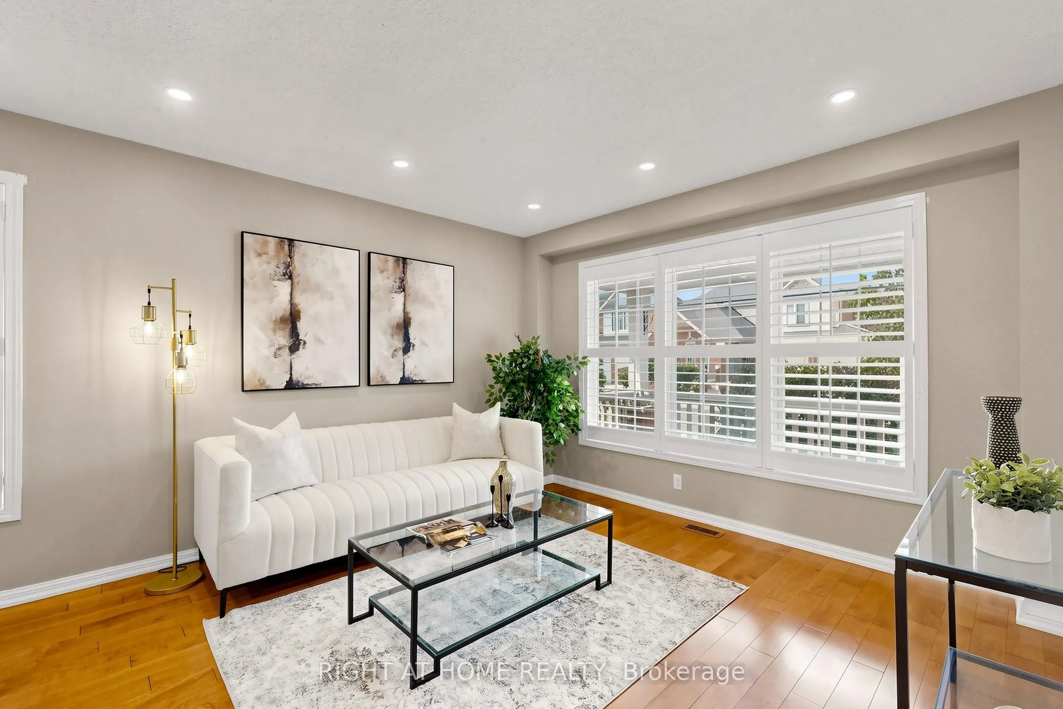 5 Mendoza Drive