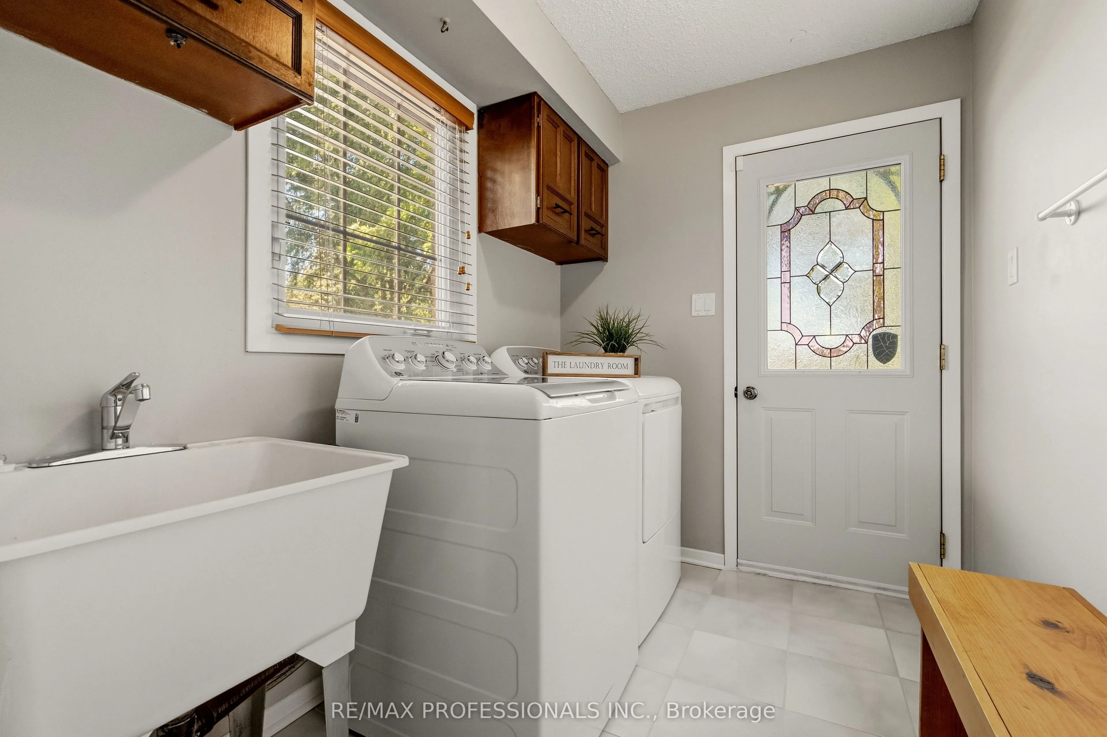 6888 Barrisdale Drive