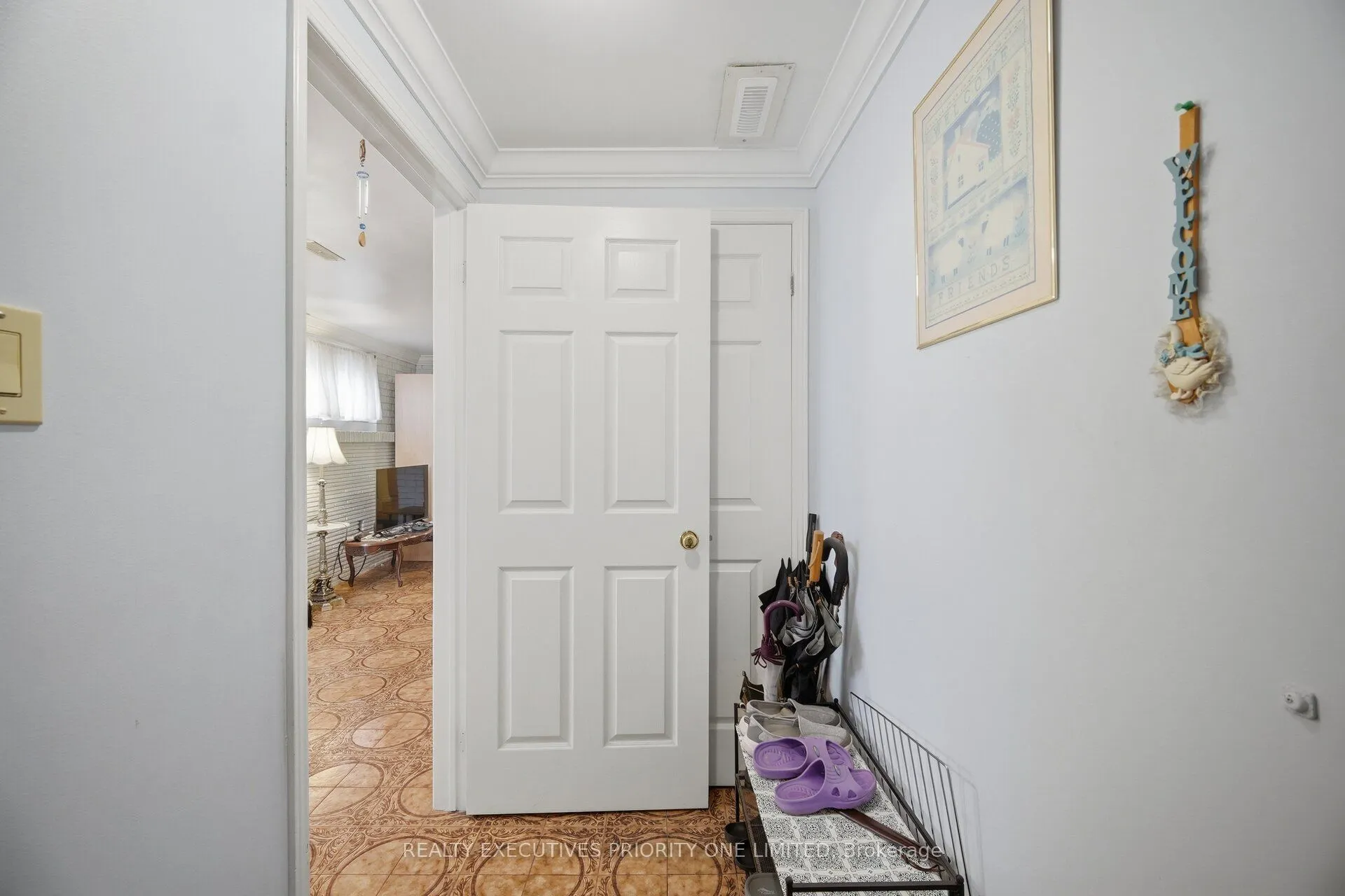 43 Elana Drive