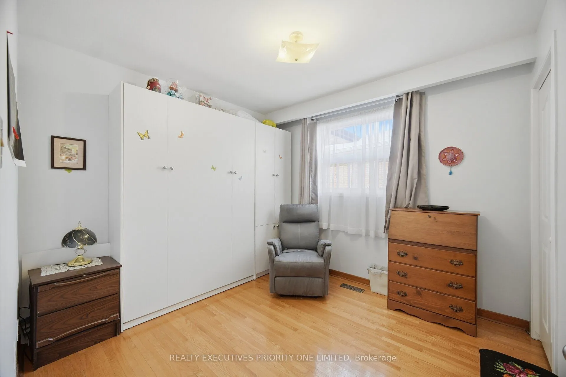 43 Elana Drive