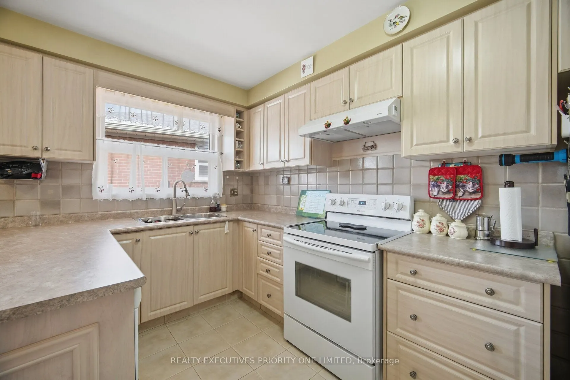 43 Elana Drive