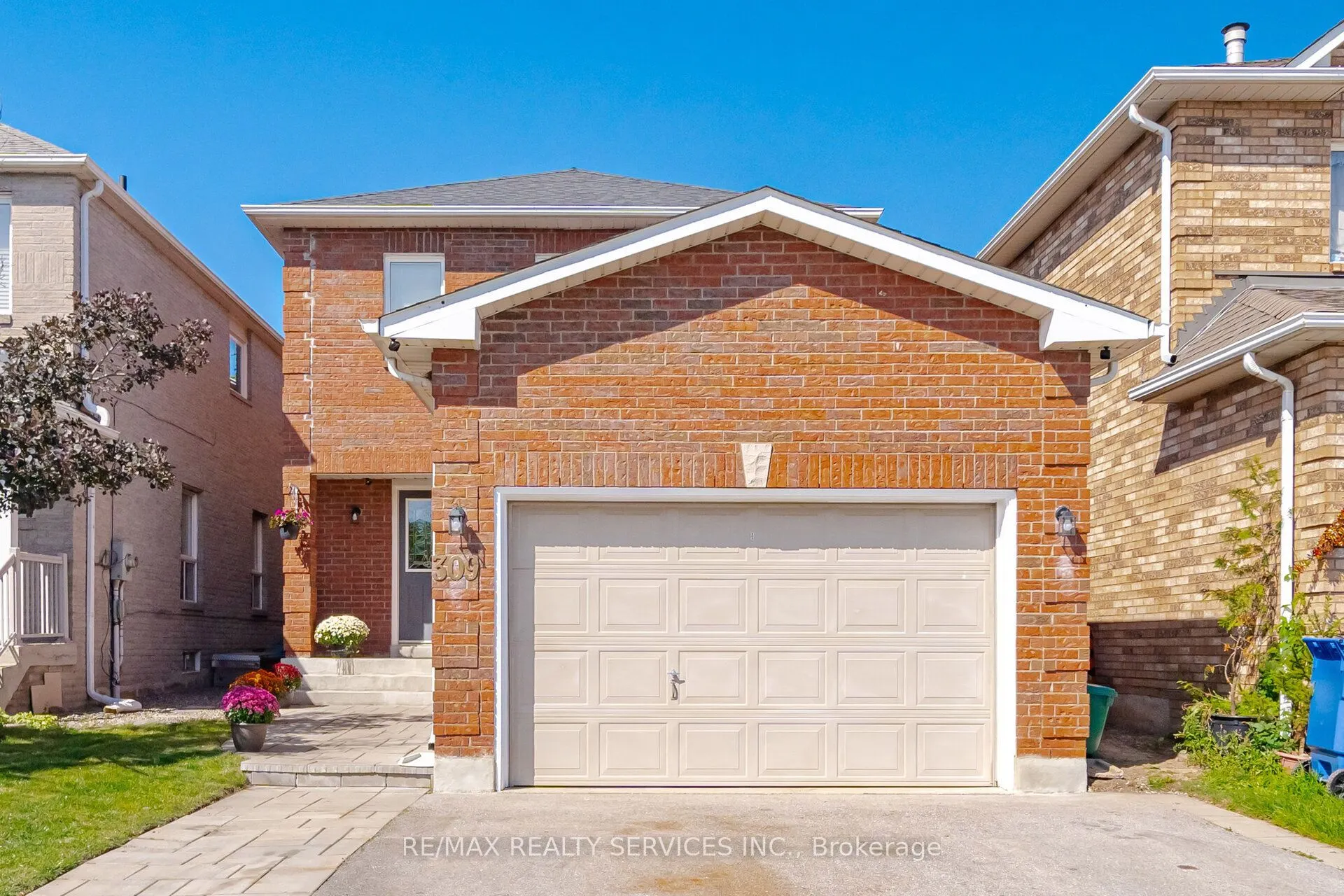 309 Marshall Crescent