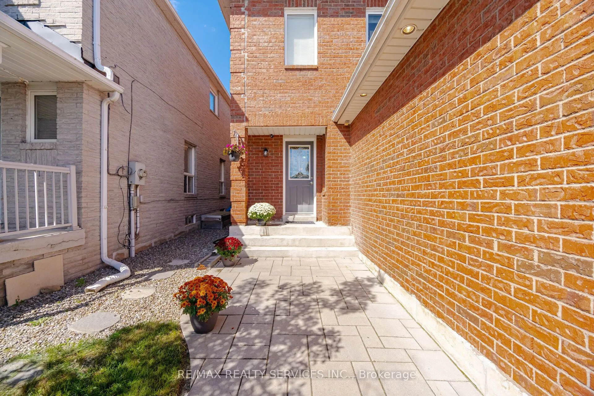 309 Marshall Crescent