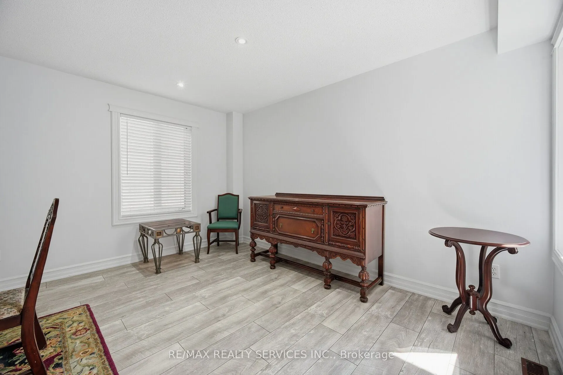 309 Marshall Crescent