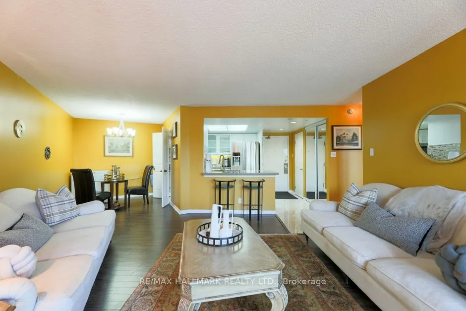 6 Humberline Drive #218