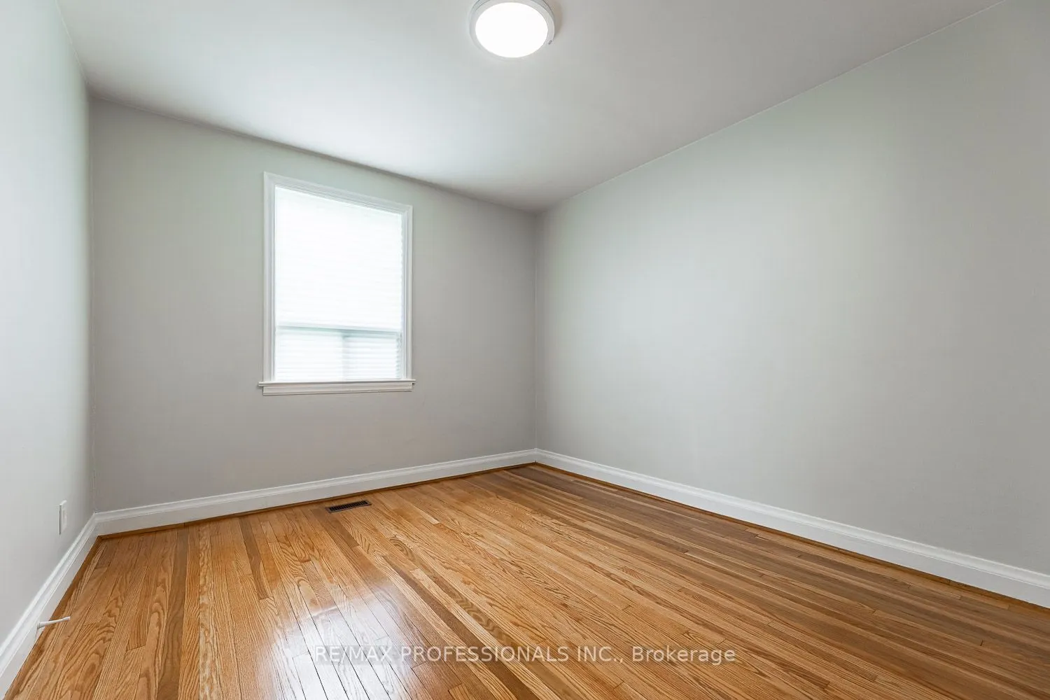 11 Stock Avenue