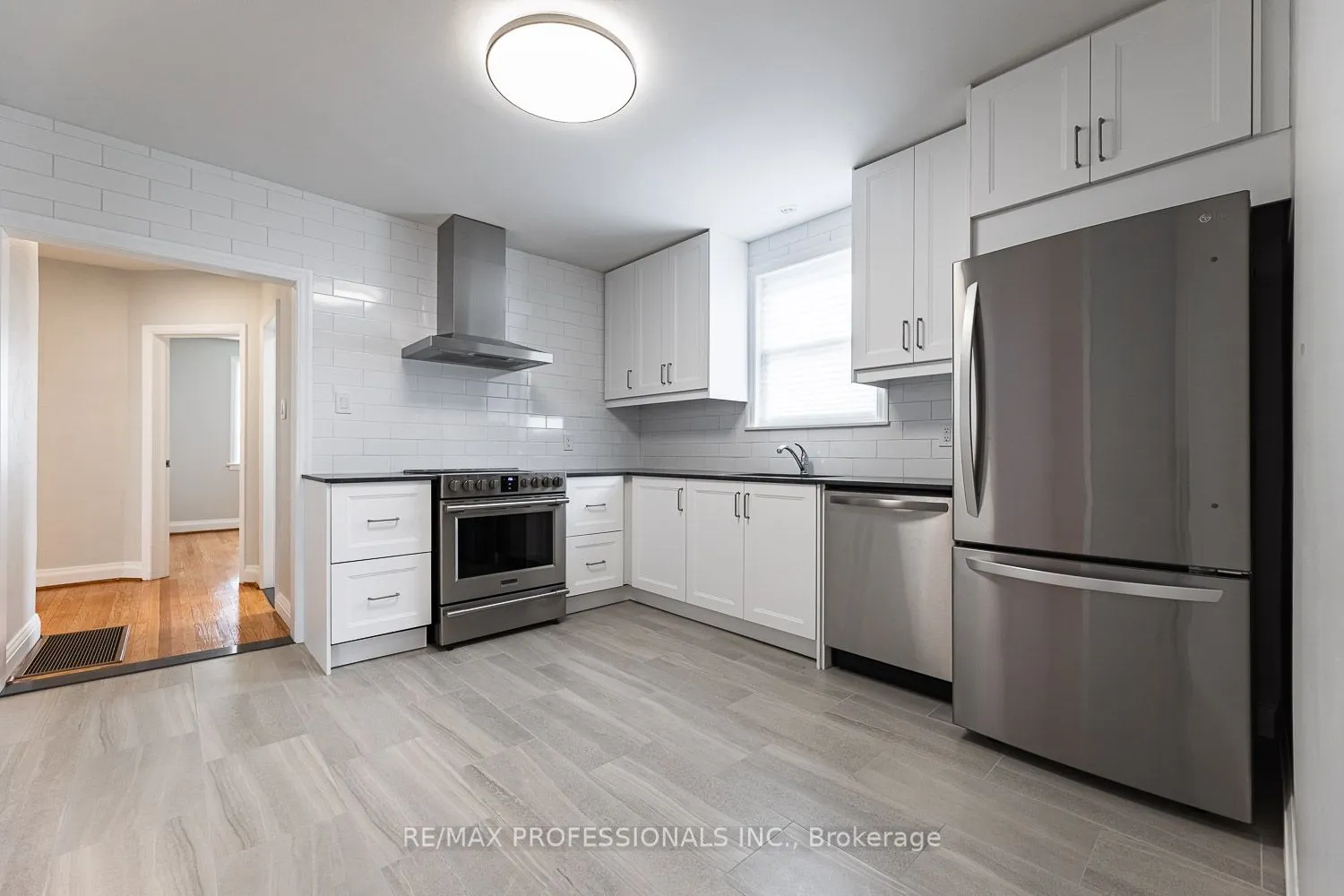 11 Stock Avenue
