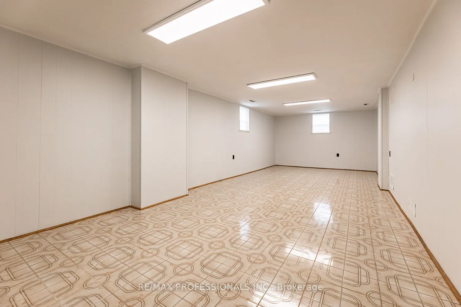 11 Stock Avenue