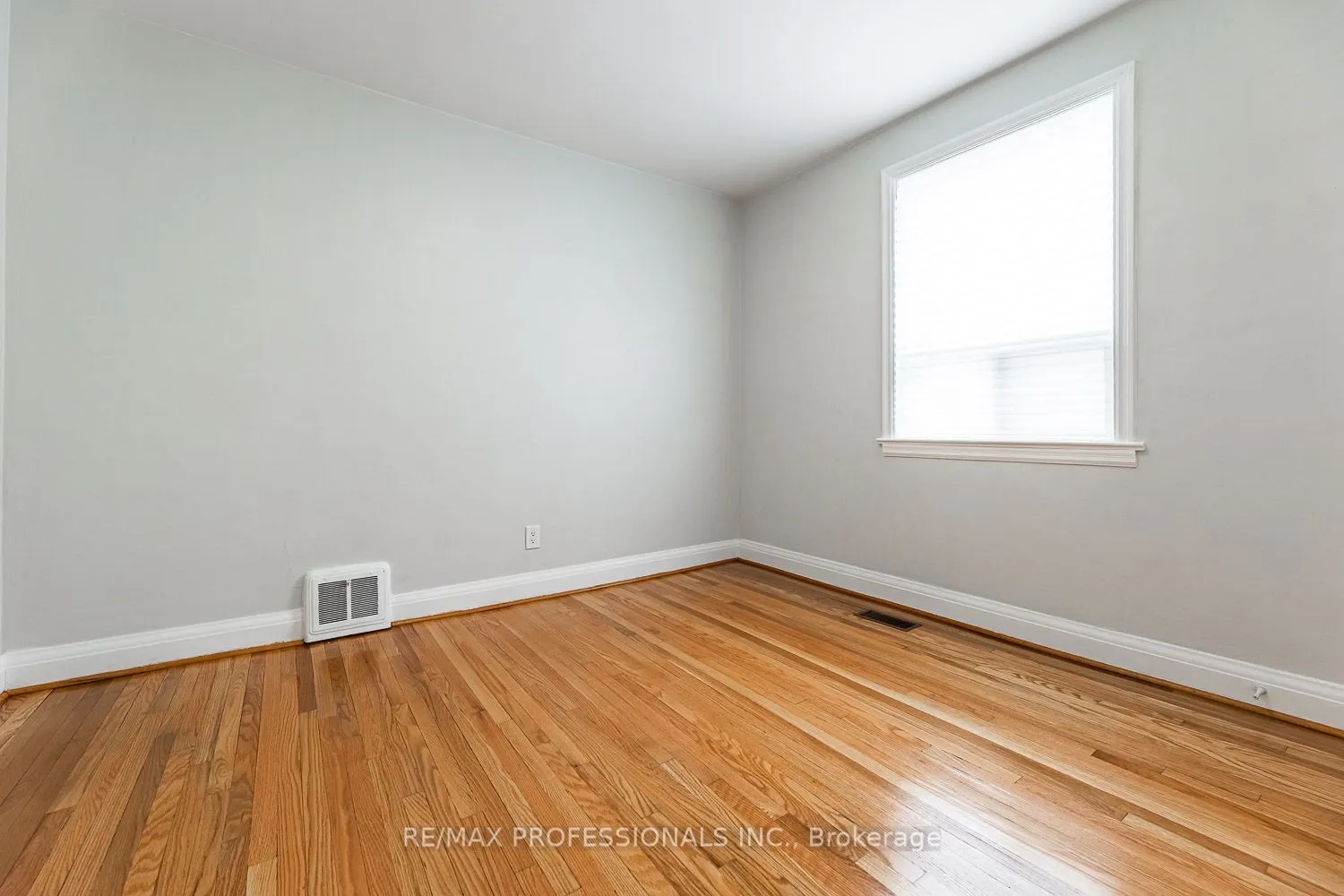 11 Stock Avenue
