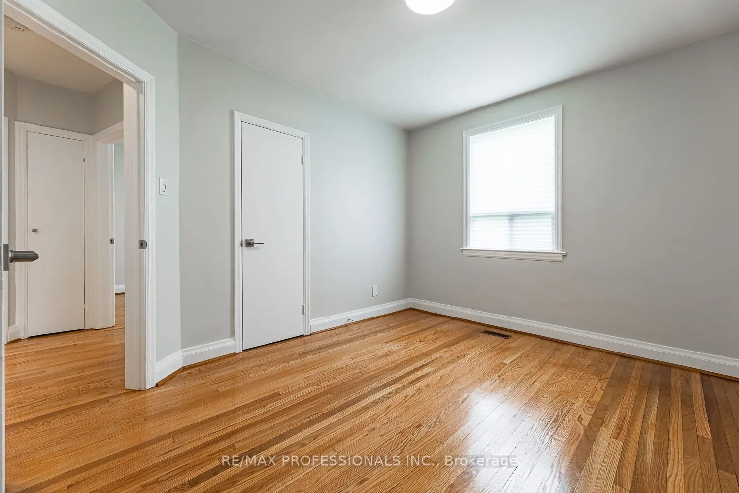 11 Stock Avenue